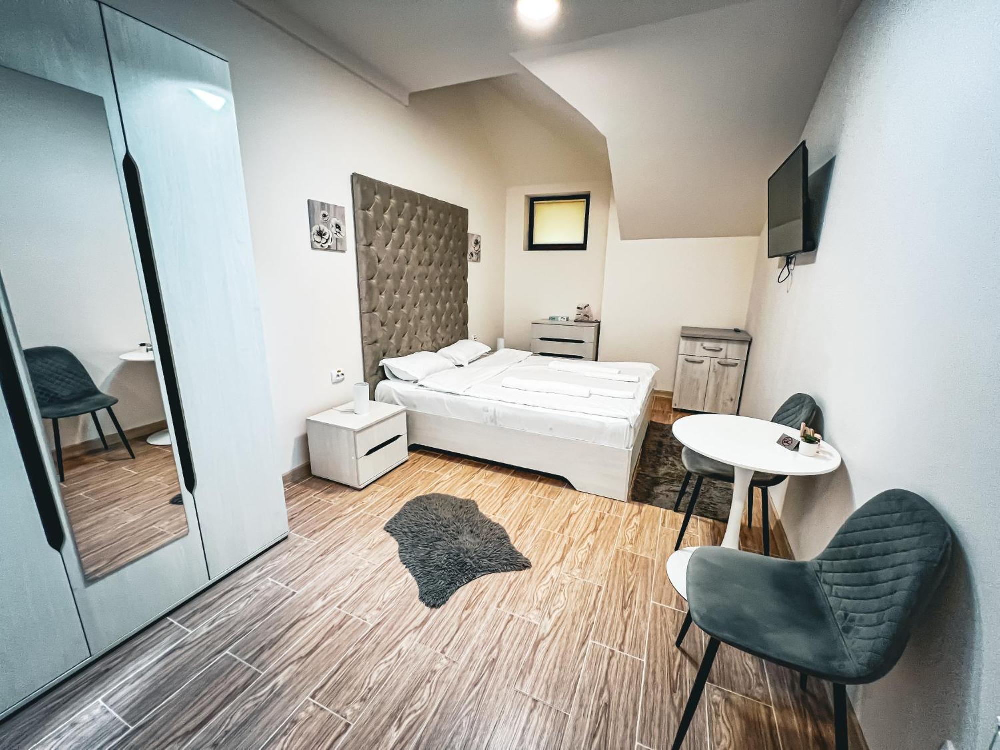 Splendor Boutique Piteşti Exteriér fotografie